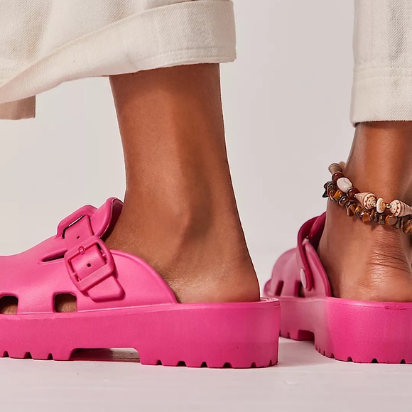 NEW Free People Karlie Buckle Clog - Picture 3 of 10